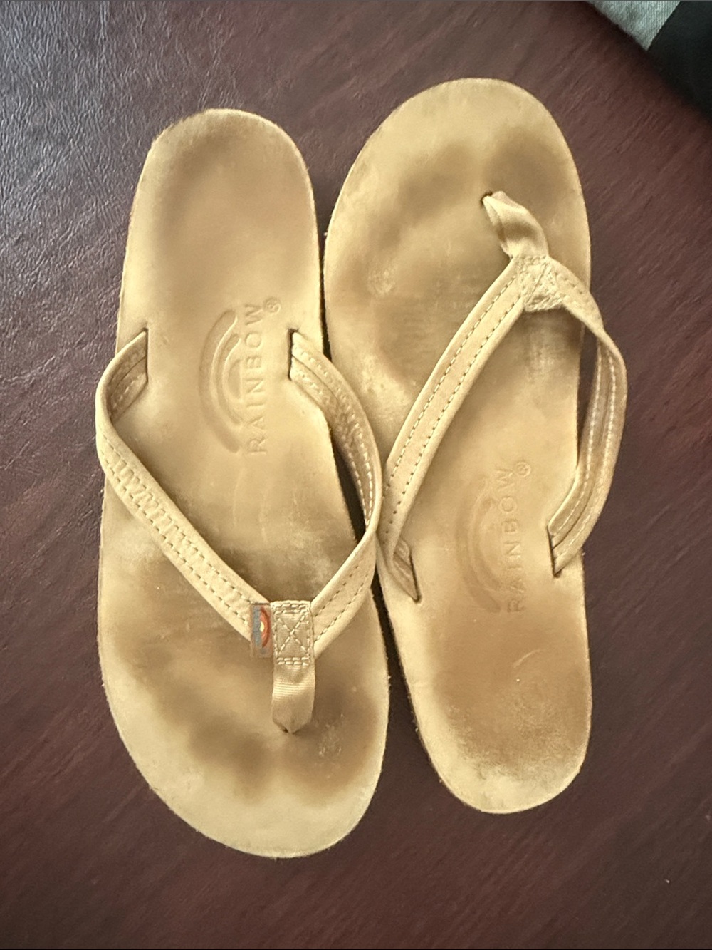 Rainbow Women's Tan Suede Flip Flop size m